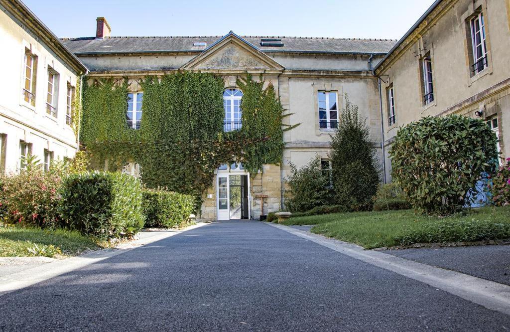Logis Des Grands Chapeaux Bayeux Exterior foto